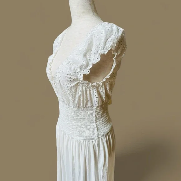 Solitaire Swim White Eyelet Maxi Tiered Dress, NWT, M - Picture 8 of 15